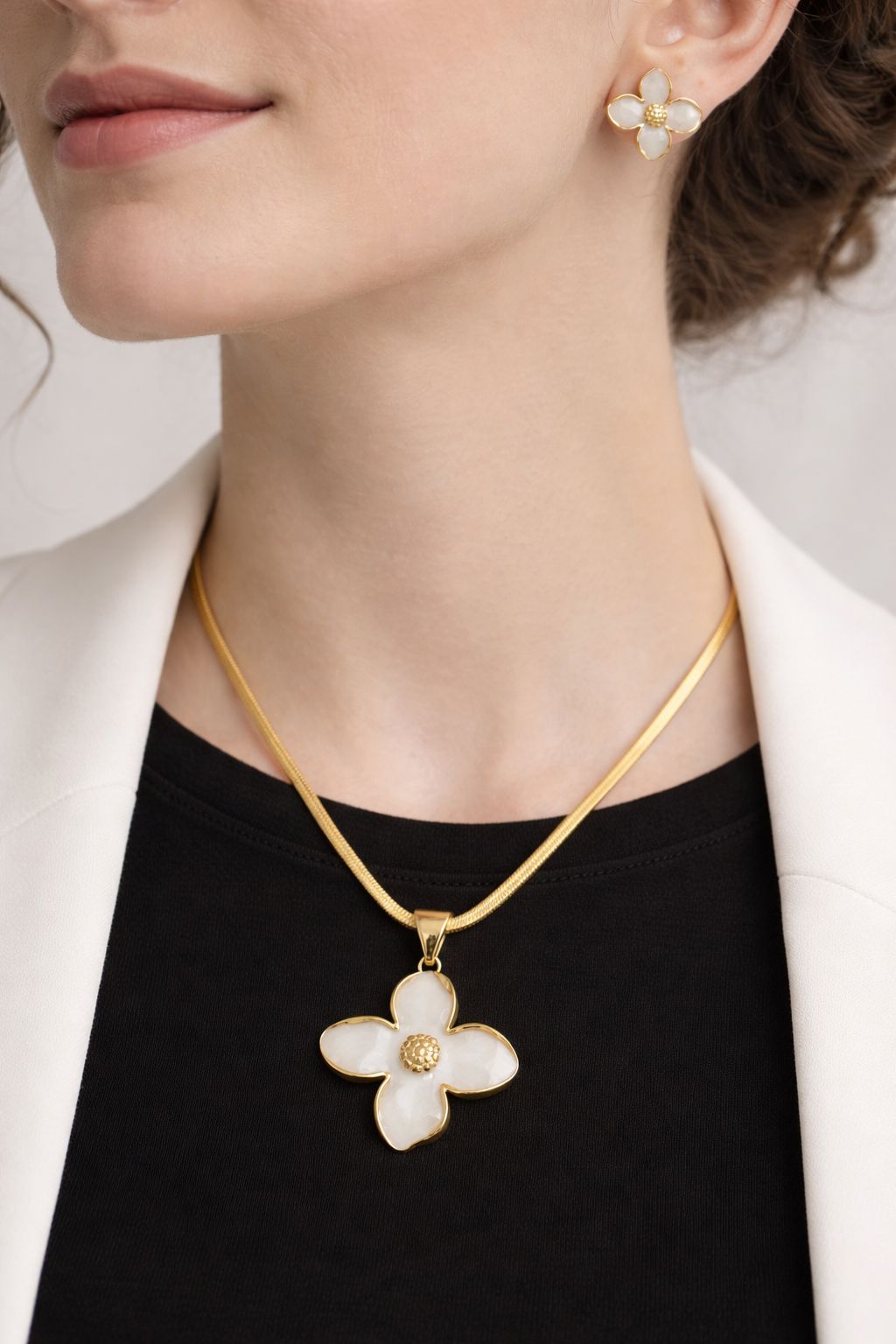 Stainless Steel Locket set-46 (White) (Flower)