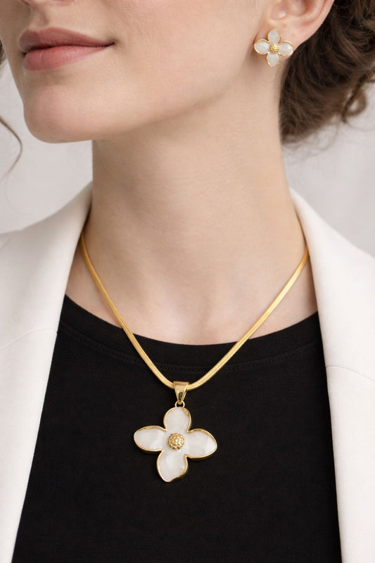 Stainless Steel Locket set-46 (White) (Flower)