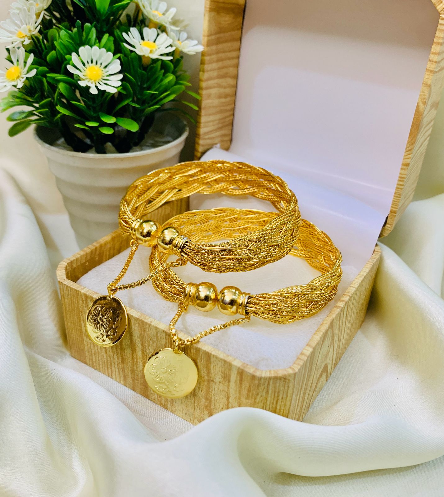 Braided Kara-98 (Golden)