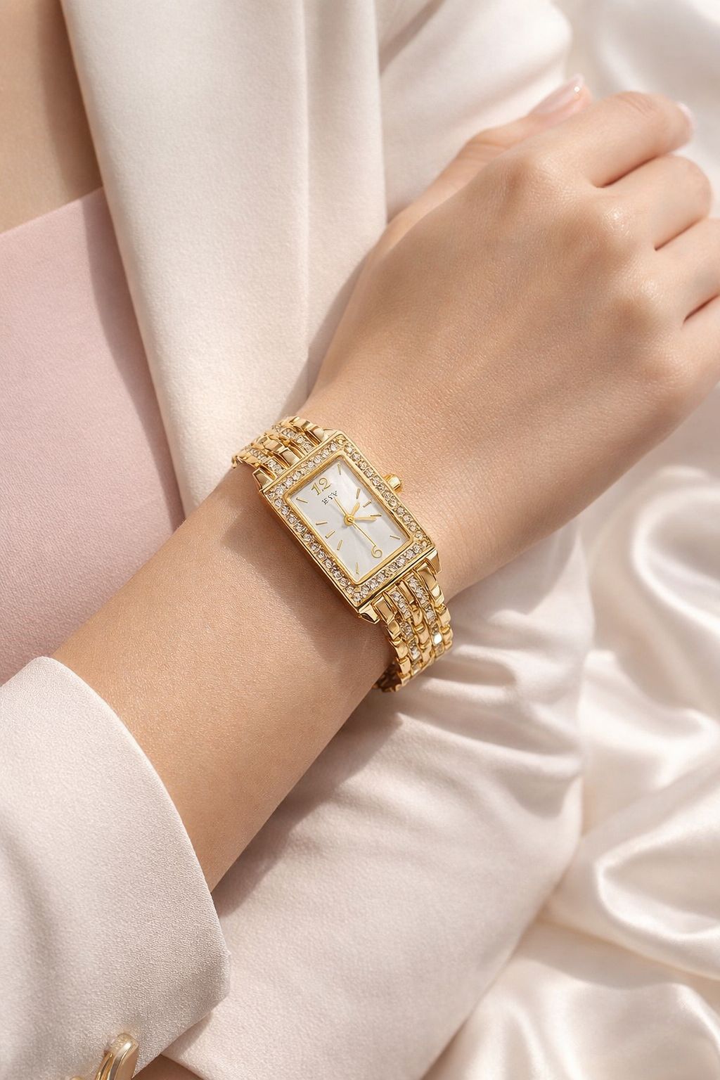 Rawayat Ladies Watch-33 (Golden)
